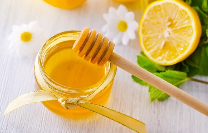 Лечение опоясывающего лишая при помощи продуктов пчеловодства