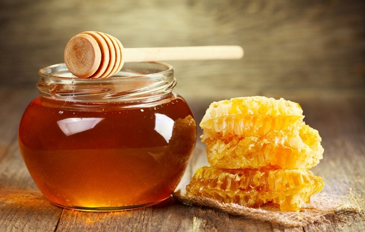 Где применяется пчелиный мед?