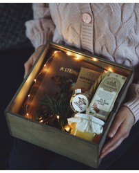 Подарочный деревянный бокс "Праздник внутри" С Новым годом! (Фото 2)